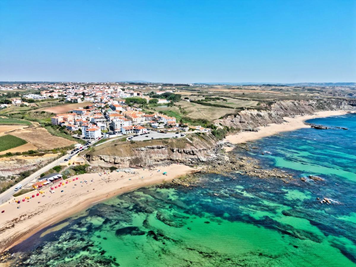 Lulu'S Guesthouse Atouguia Da Baleia Eksteriør billede